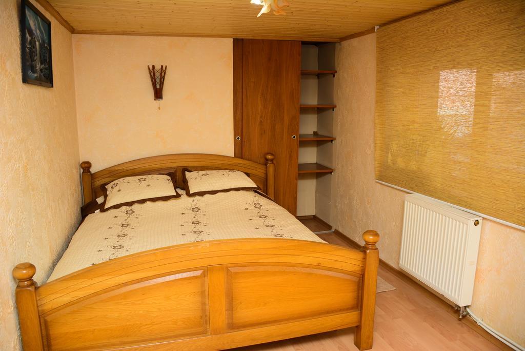 Bazar Motel Chişinău Esterno foto