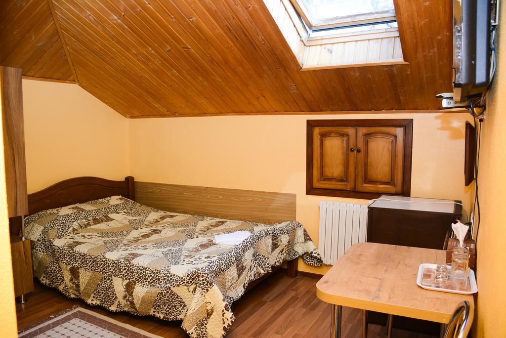 Bazar Motel Chişinău Esterno foto