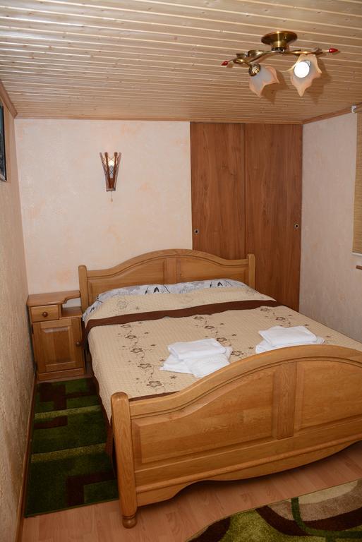 Bazar Motel Chişinău Esterno foto